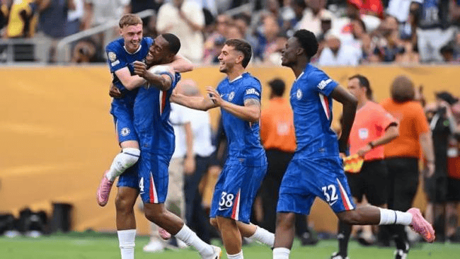 姆巴佩离队巴黎轻装欧冠胜，巨星回归纽约世俱杯0-3溃败