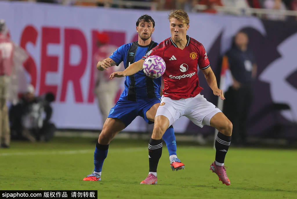 曼联夏季巡回赛：阿莫林打造更强更快的红魔